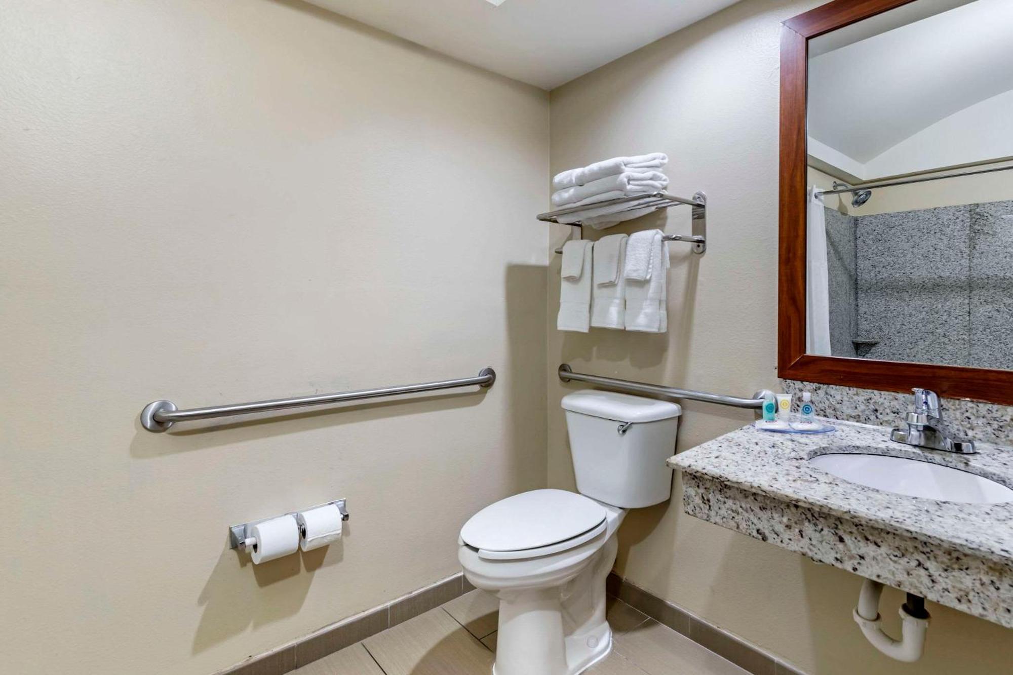 Comfort Inn & Suites Сегиин Екстериор снимка