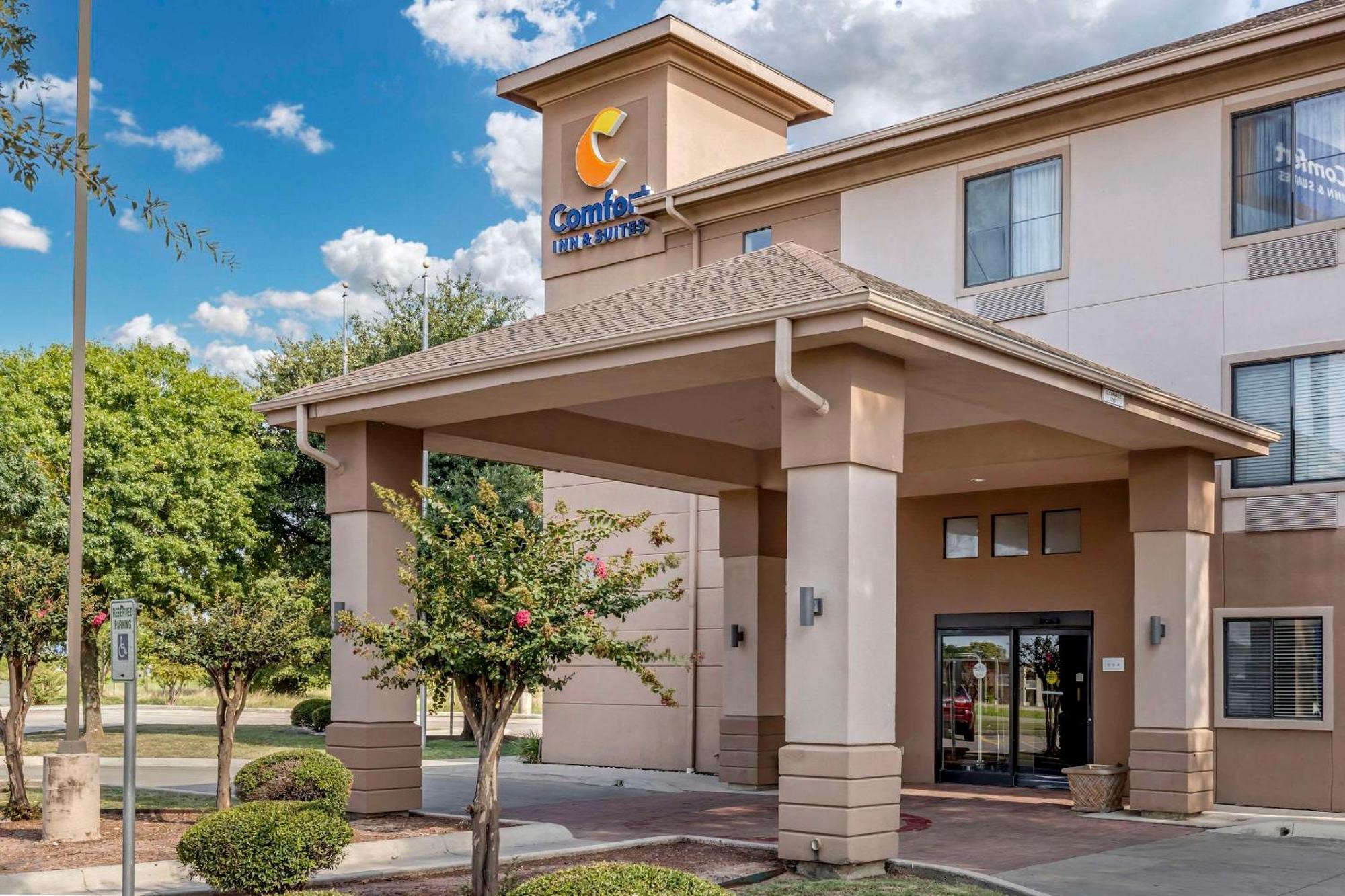 Comfort Inn & Suites Сегиин Екстериор снимка